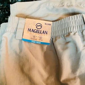 Boy’s shorts. NWT